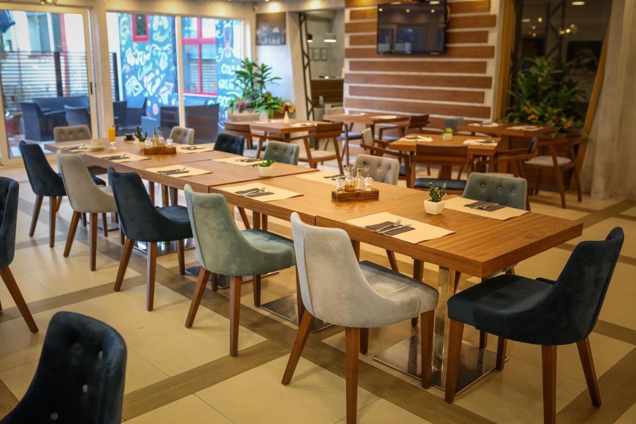 Hotel City Code Vizura Garni Renew Belgrado Buitenkant foto