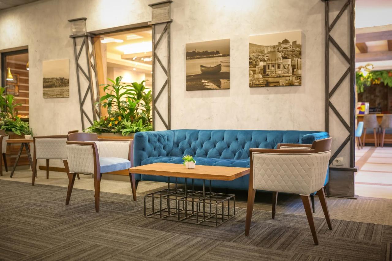 Hotel City Code Vizura Garni Renew Belgrado Buitenkant foto
