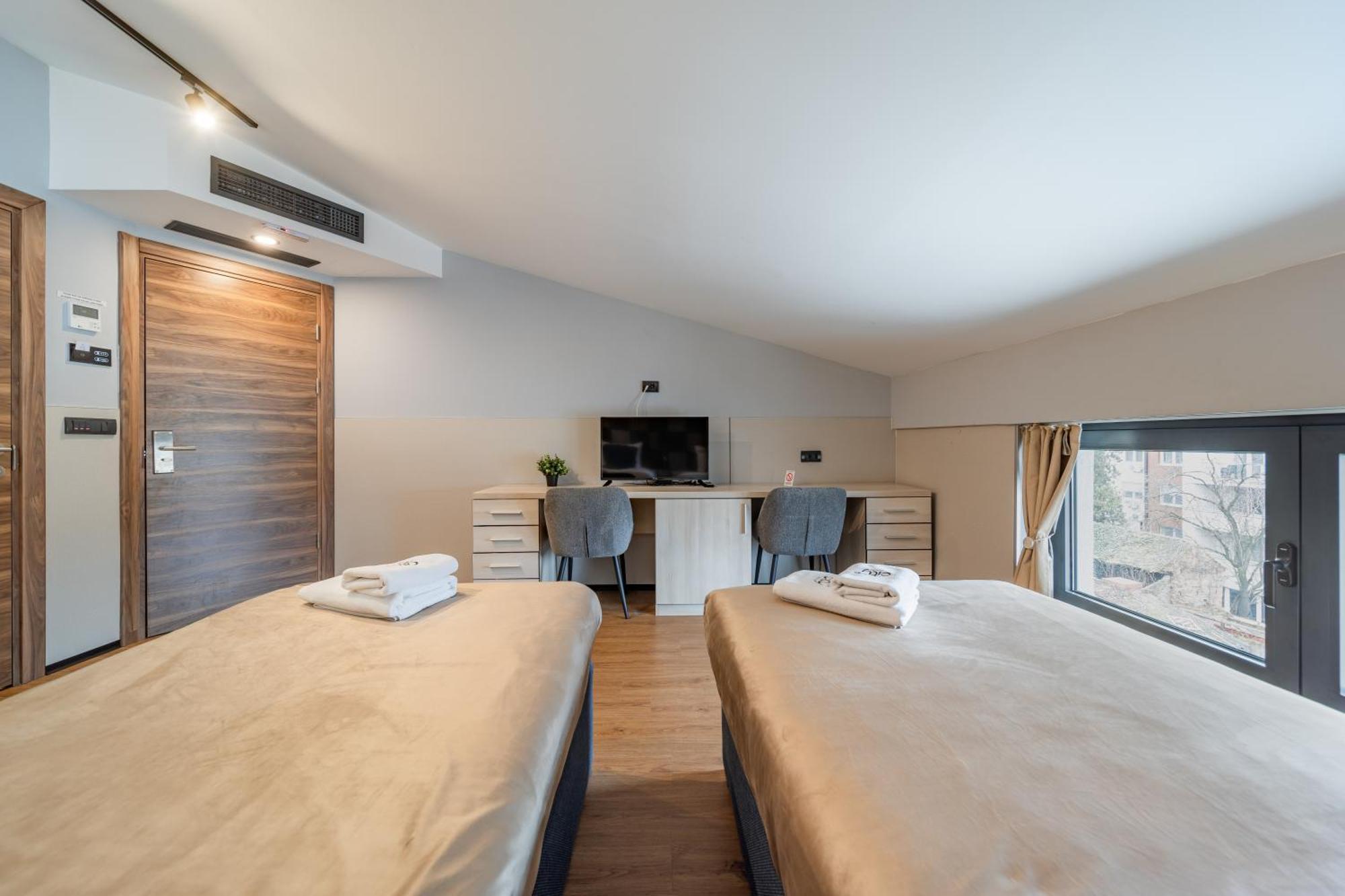 Hotel City Code Vizura Garni Renew Belgrado Buitenkant foto